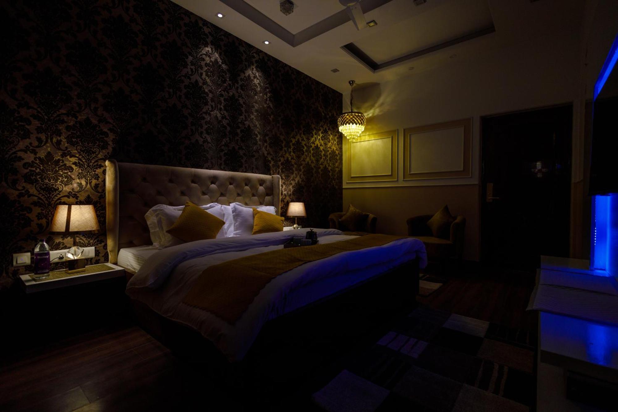 אמריצר Victorian Elegance Luxury Stays מראה חיצוני תמונה