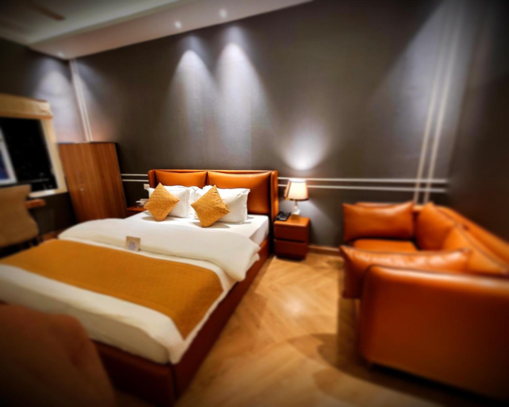 אמריצר Victorian Elegance Luxury Stays מראה חיצוני תמונה