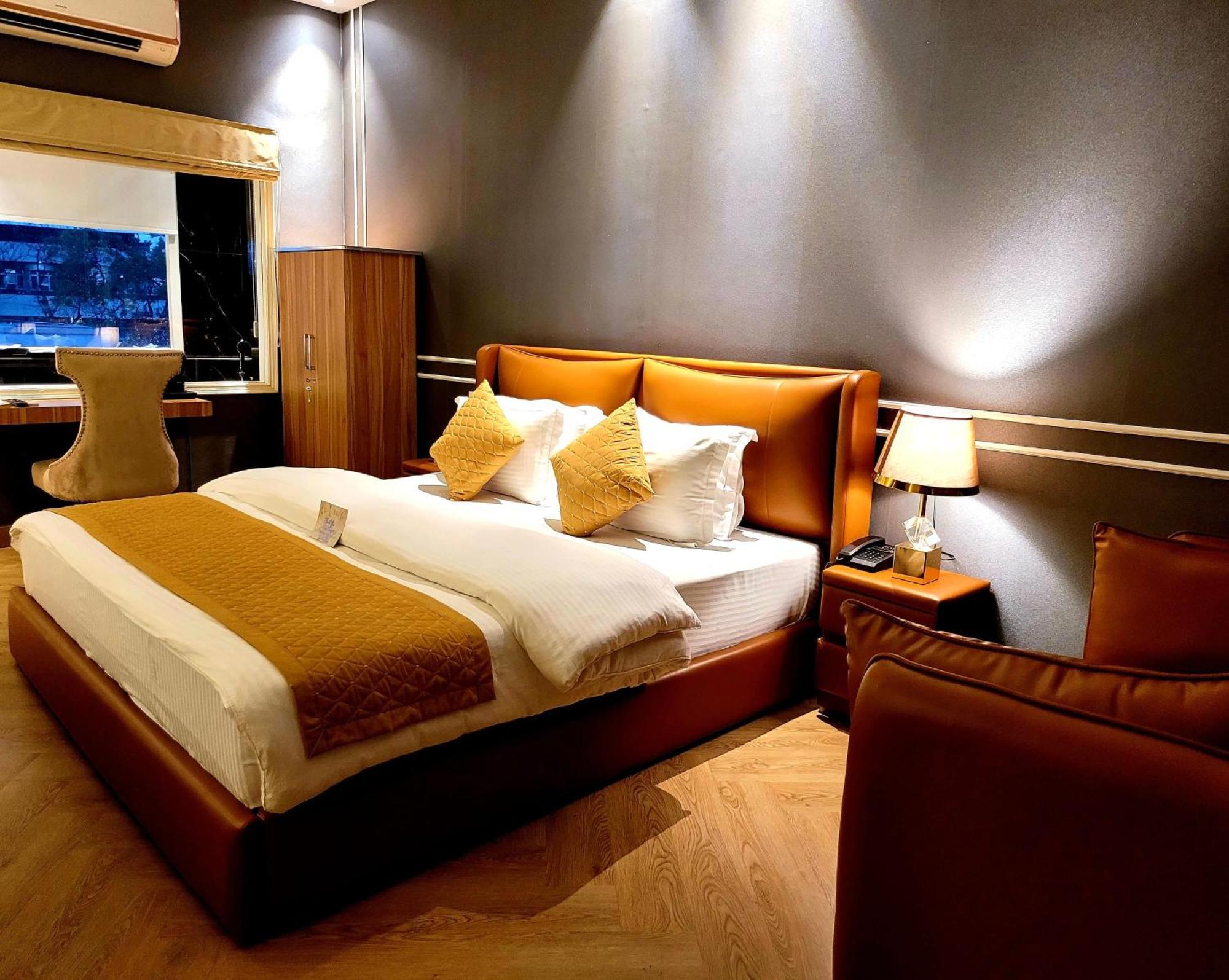אמריצר Victorian Elegance Luxury Stays מראה חיצוני תמונה