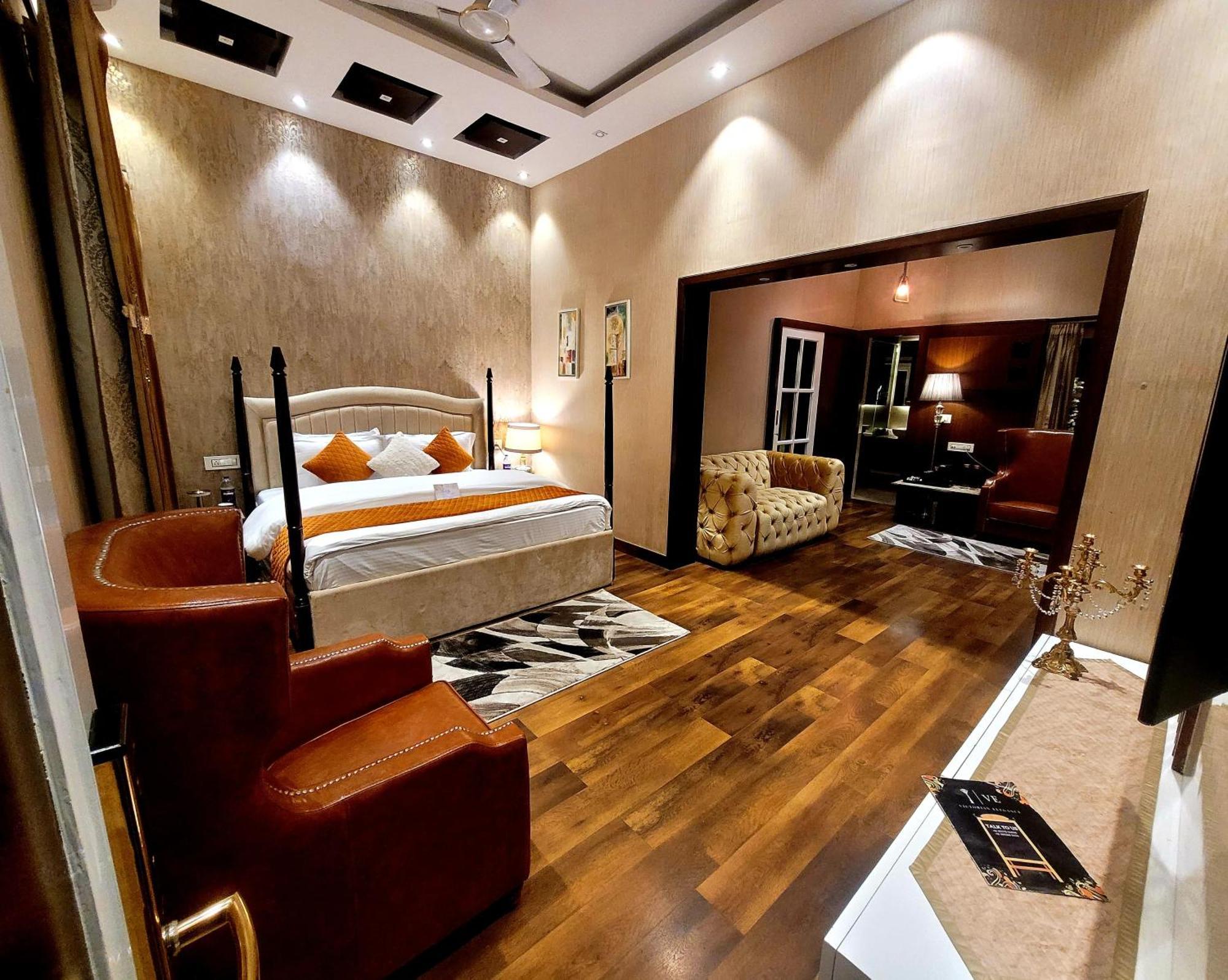 אמריצר Victorian Elegance Luxury Stays מראה חיצוני תמונה